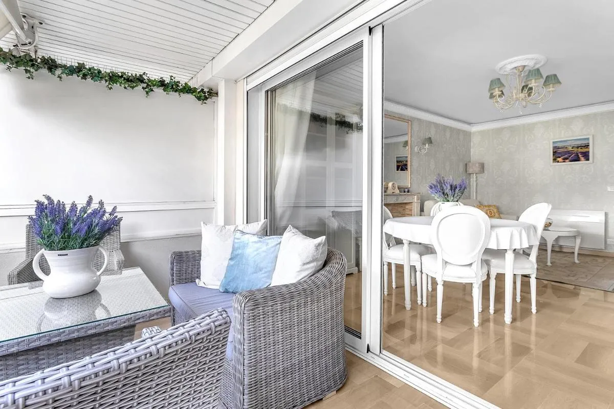 Image 6 of Appartement CANNES IMPERIAL Pointe Croisette