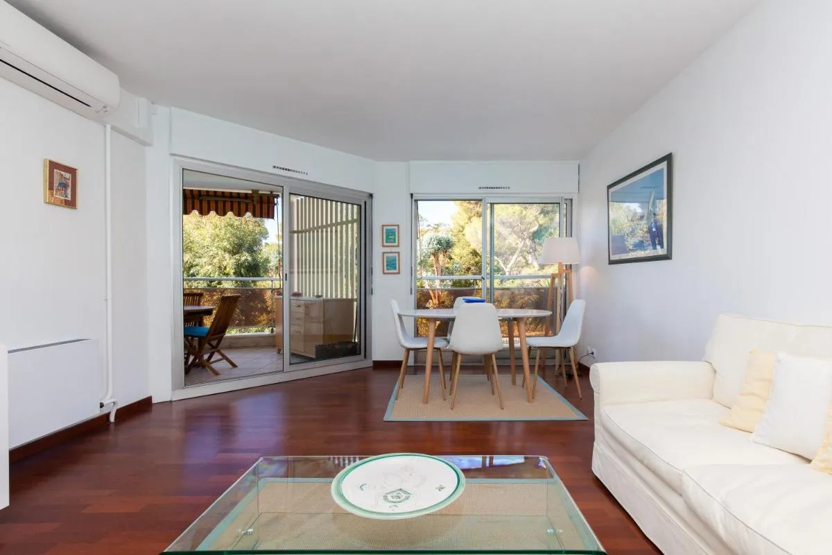 Image 4 of Appartement Cannes vue mer