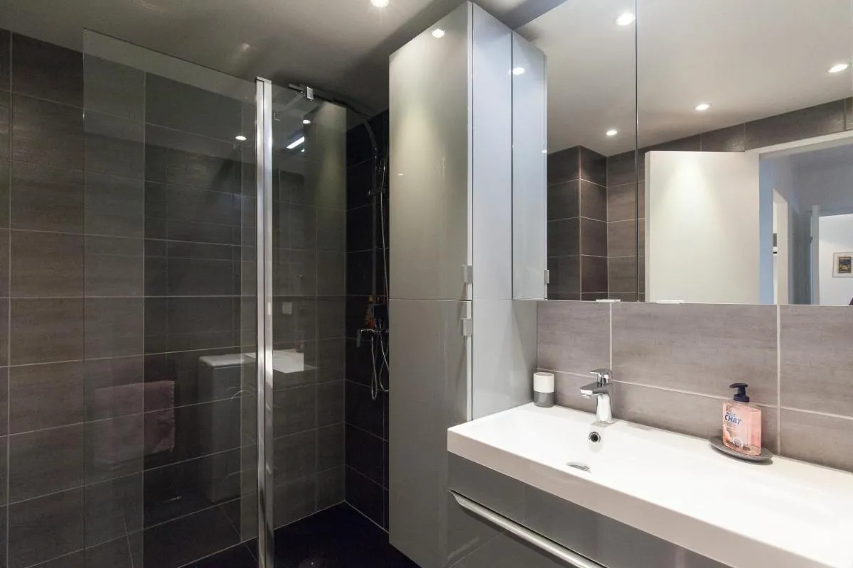 Image 2 of Appartement Cannes vue mer