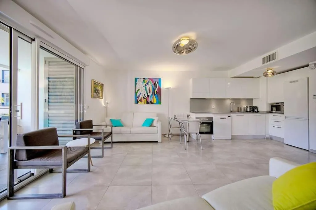 Image 4 of Appartement , piscine, terrasse, proche croisette