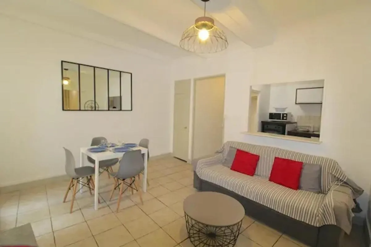 Image 3 of Appartement confortable à Cannes avec climatisation – 53 m²