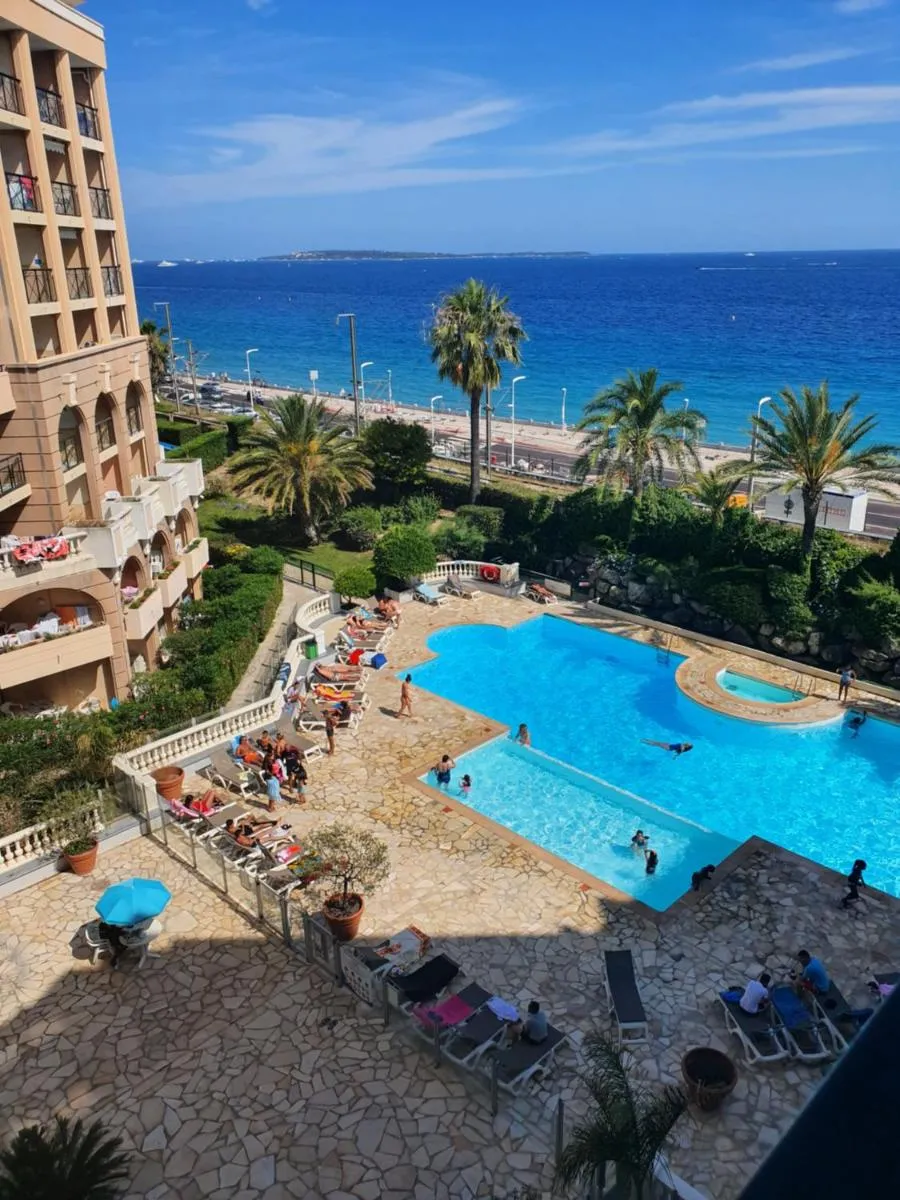 Image 2 of Appartement en bord de mer