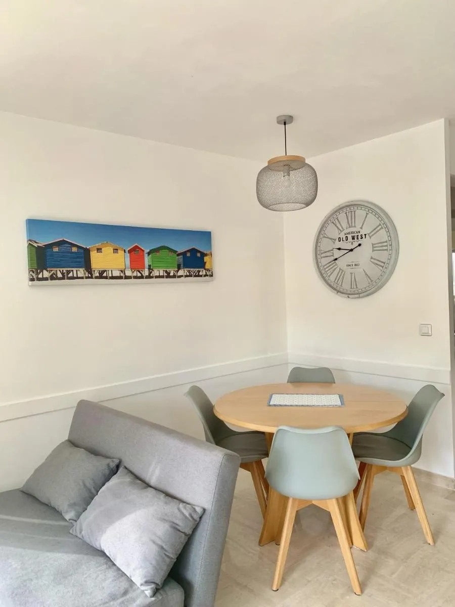 Image 4 of Appartement front de mer, 80M2 (3P), Piscine & Mer