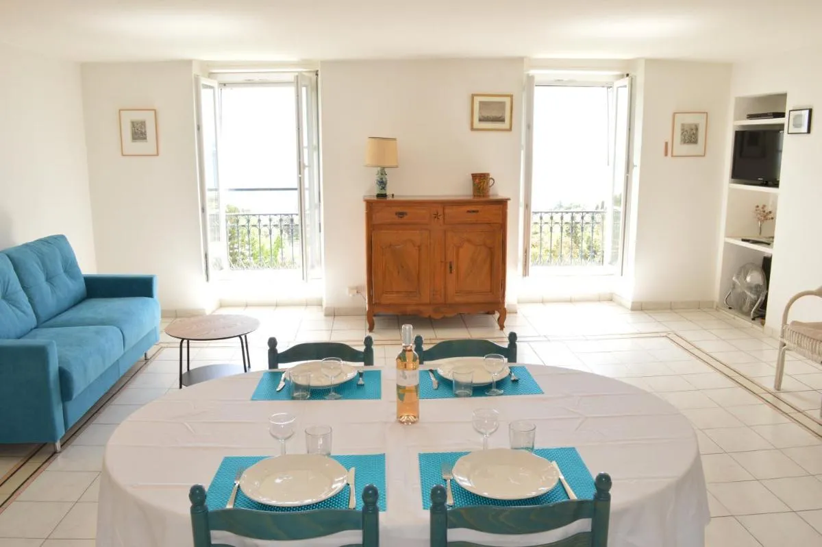 Image 4 of Appartement vue mer proches plages et congrès