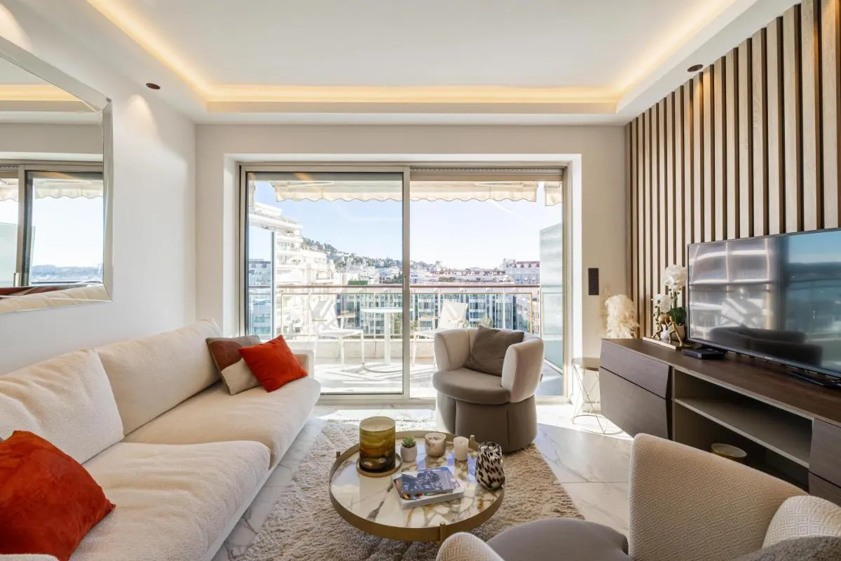 Image 4 of Appartements Croisette Grand Hôtel