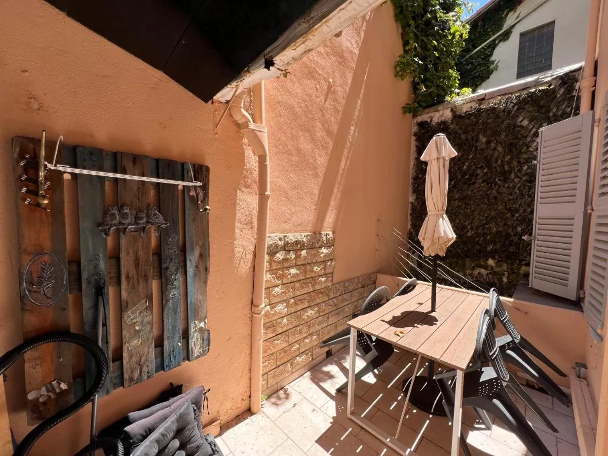 Image 5 of B031 2 chambres 6 personnes terrasse au centre historique