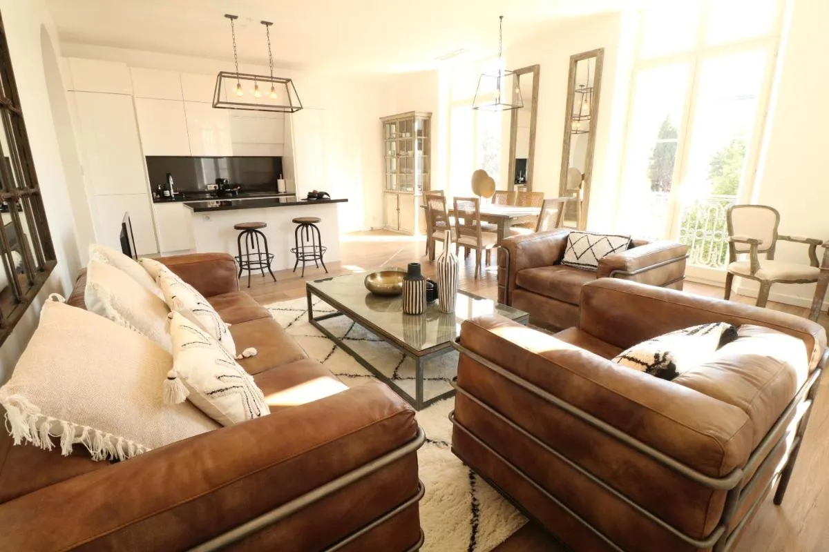 Image 4 of Beautiful 3 bedroom Carlton Canada 403