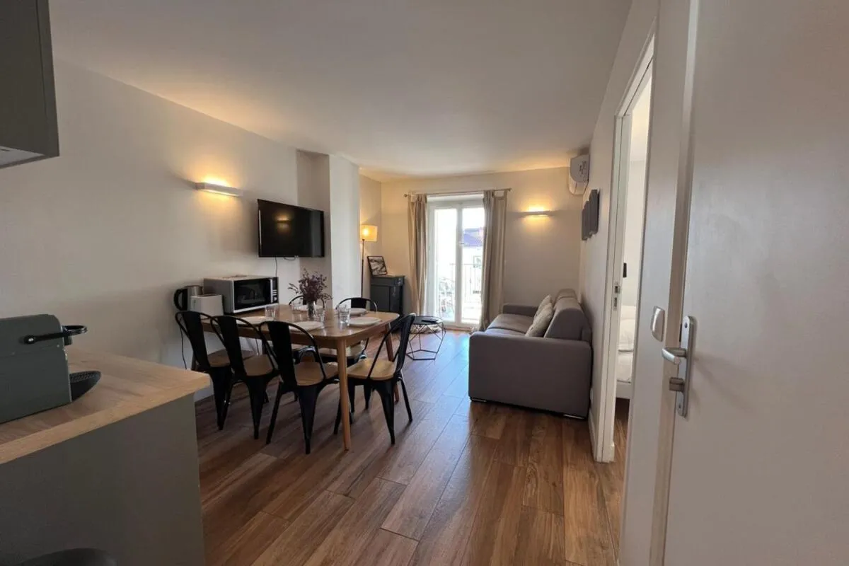 Image 2 of Beautiful 3 bedrooms in Cannes