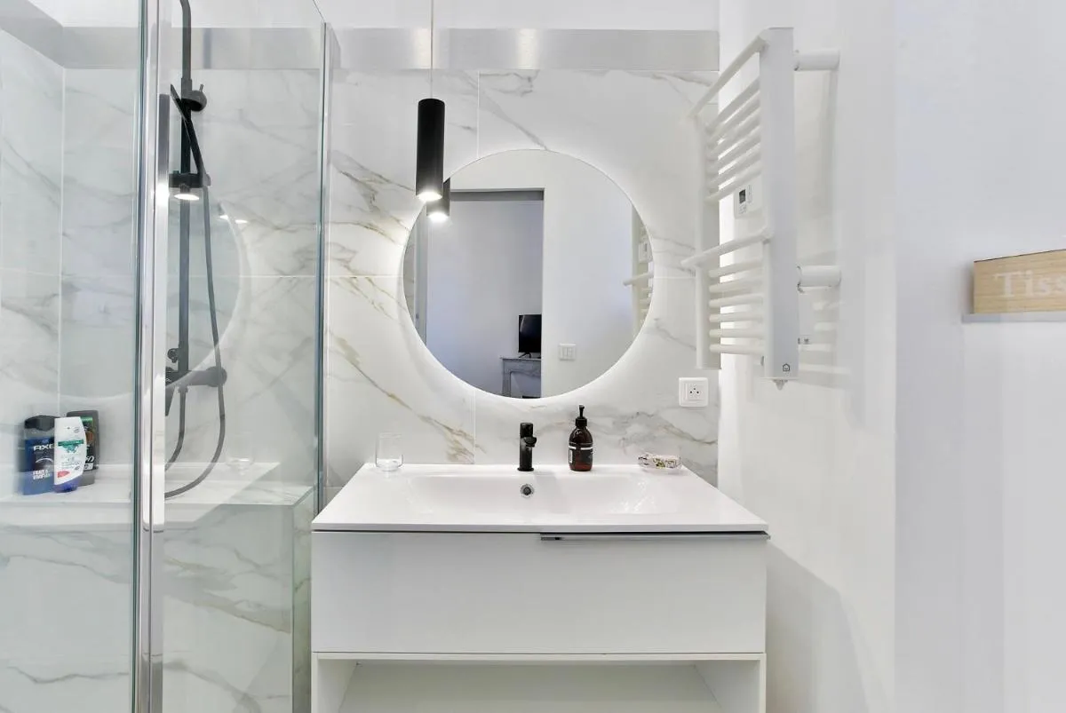 Image 2 of Beautiful 4 beds & 4 baths, 10min from Palais, 4 stars residence