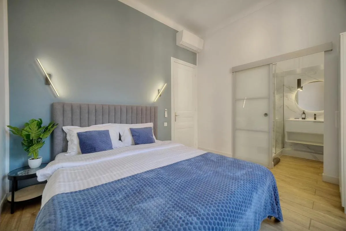 Image 1 of Beautiful 4 beds & 4 baths, 10min from Palais, 4 stars residence