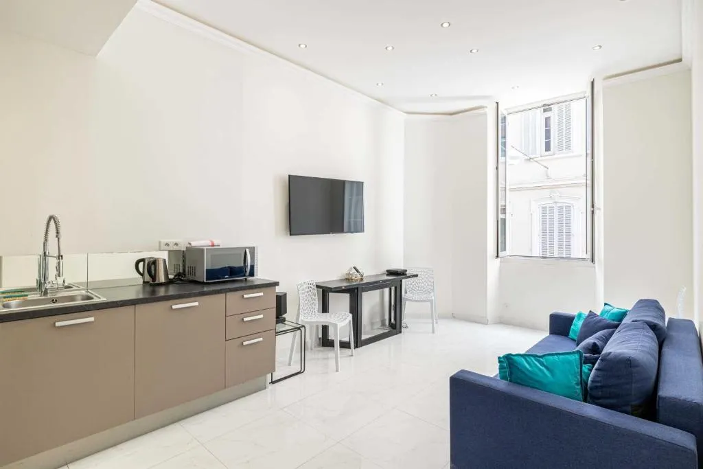 Image of Beautiful Two bedroom apartment near Croisette