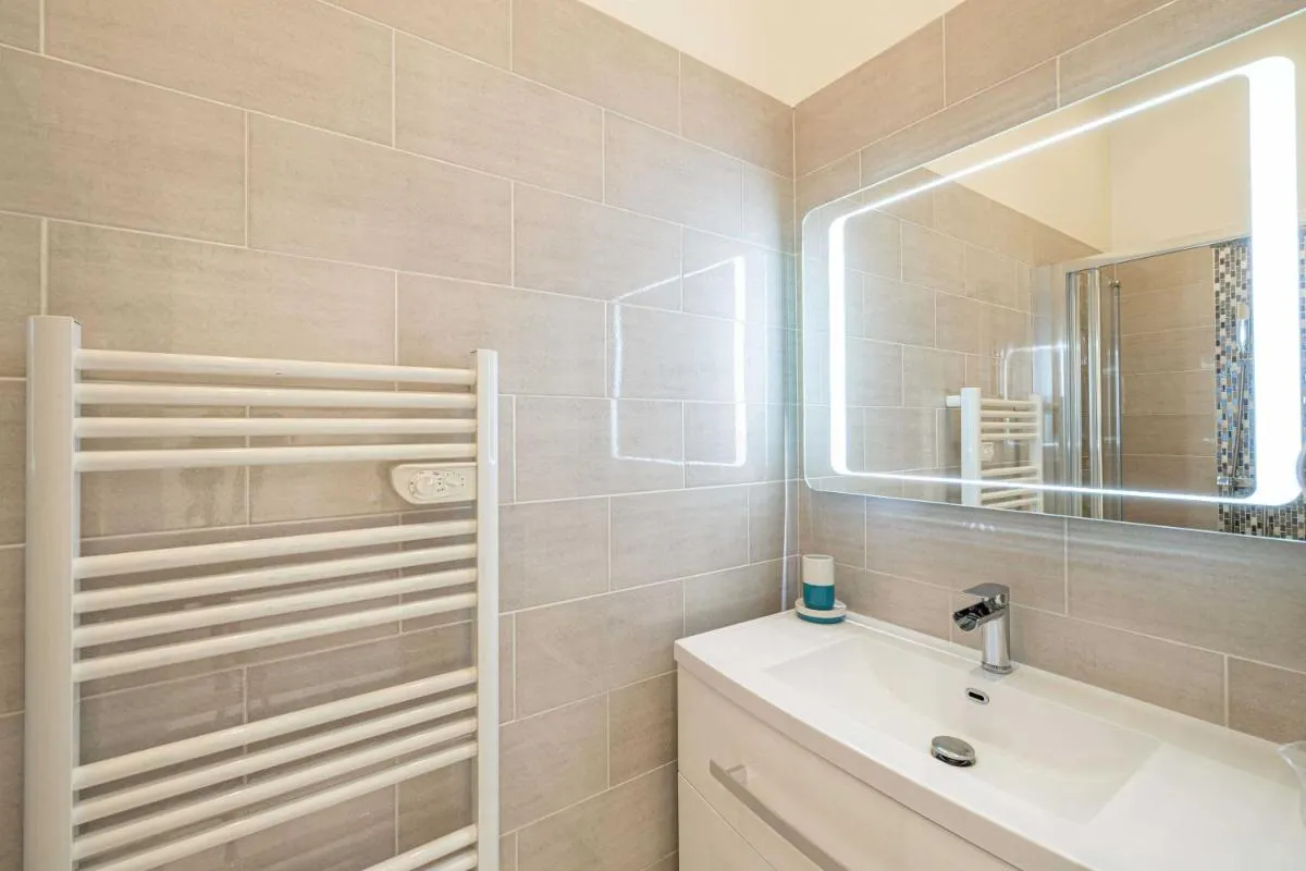 Image 4 of Beautiful Two bedroom apartment near Croisette