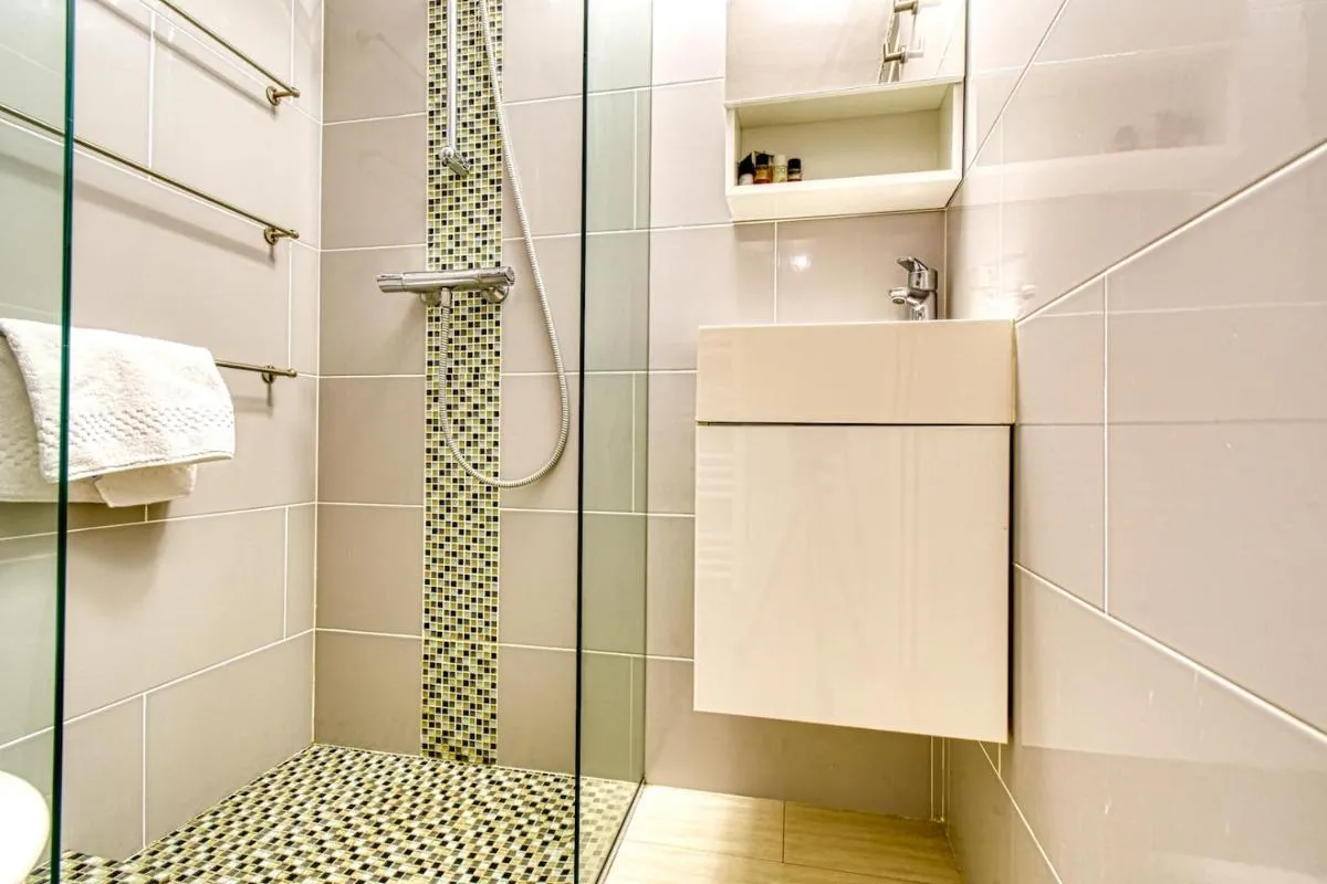 Image 2 of Beautiful and cozy apartment in the heart of Cannes