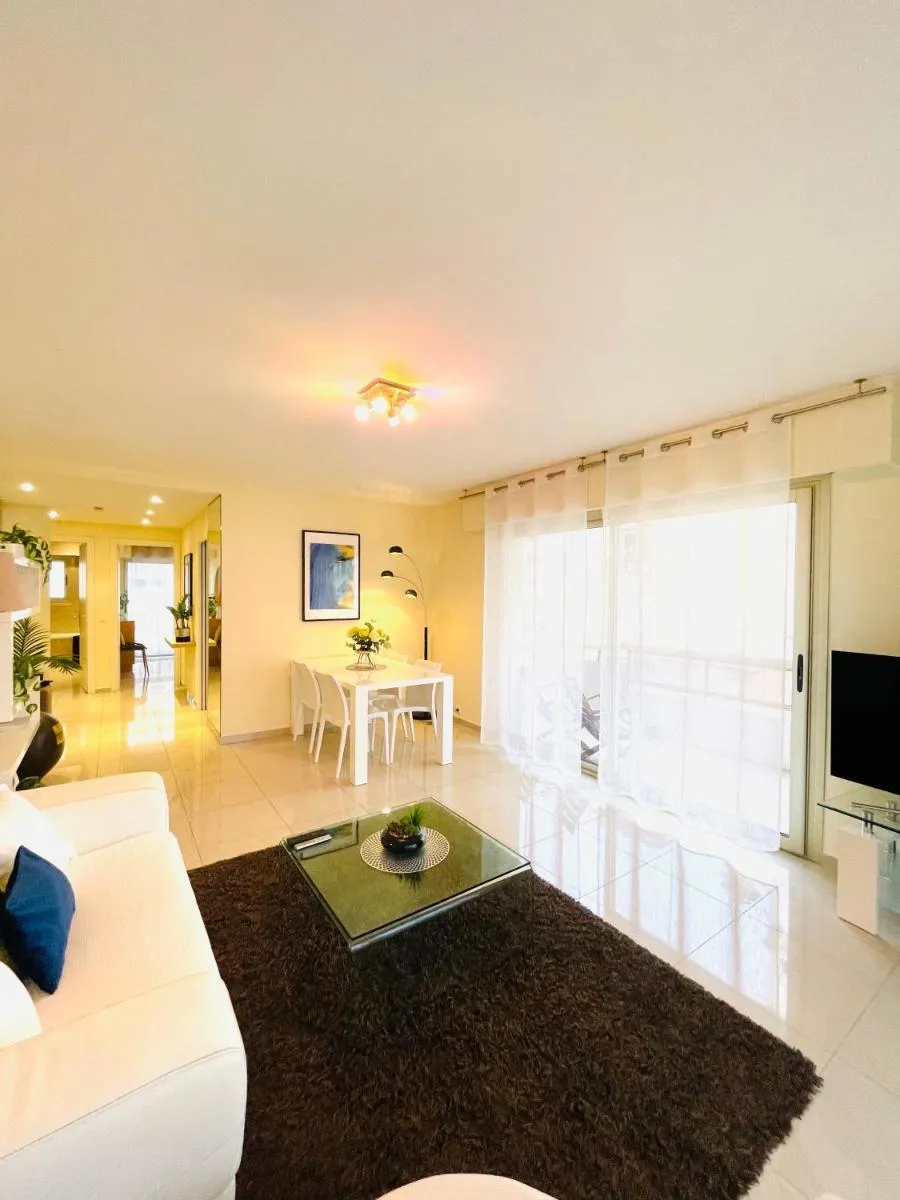 Image 5 of Bel appartement Centre ville, mer, Croisette