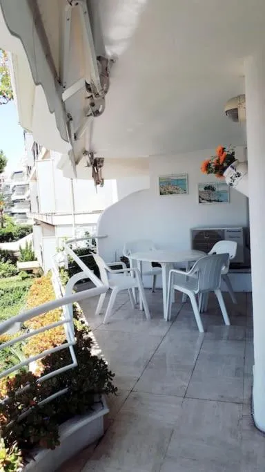 Image 5 of Bright apartment – Cannes, la Croisette