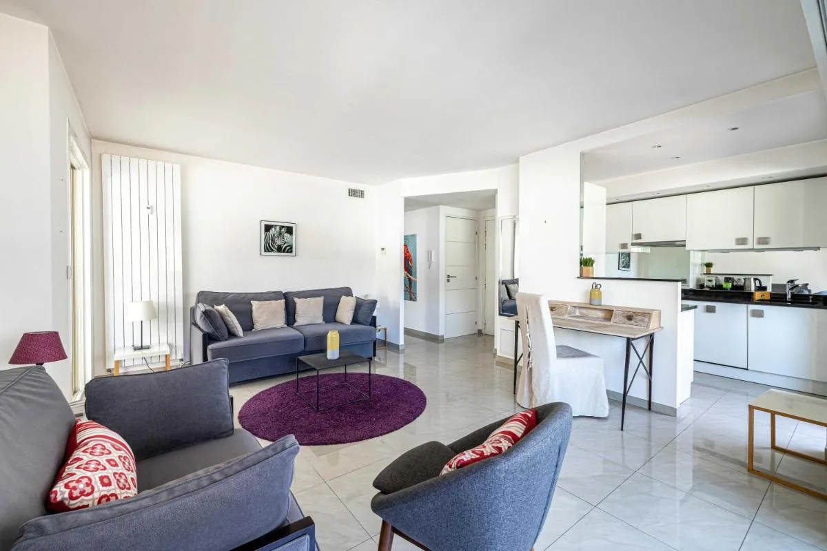 Image 1 of Bright apartment near the Croisette – Cannes