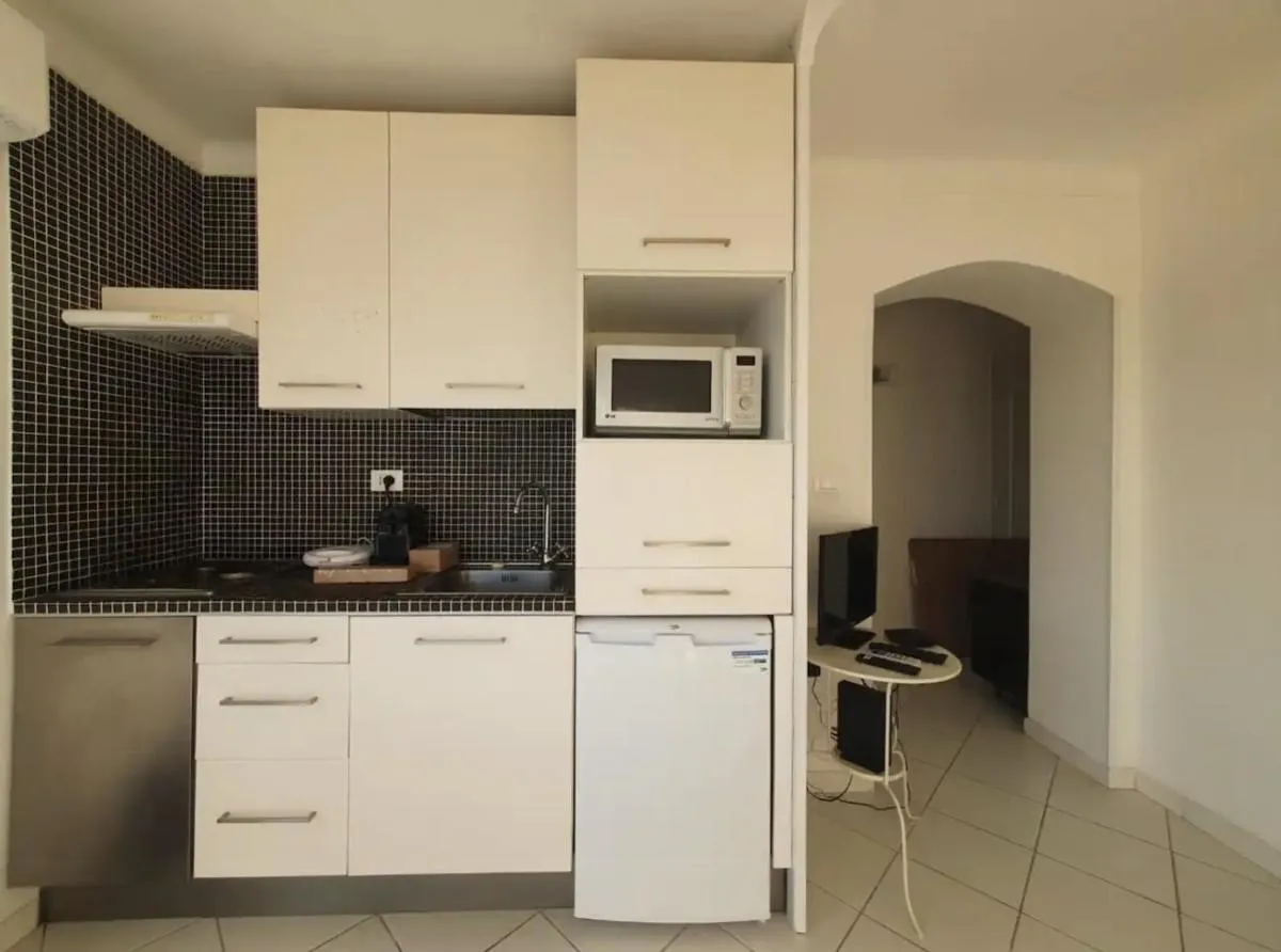 Image 4 of C060-Bel Appartement avec Vue Mer – Picaud