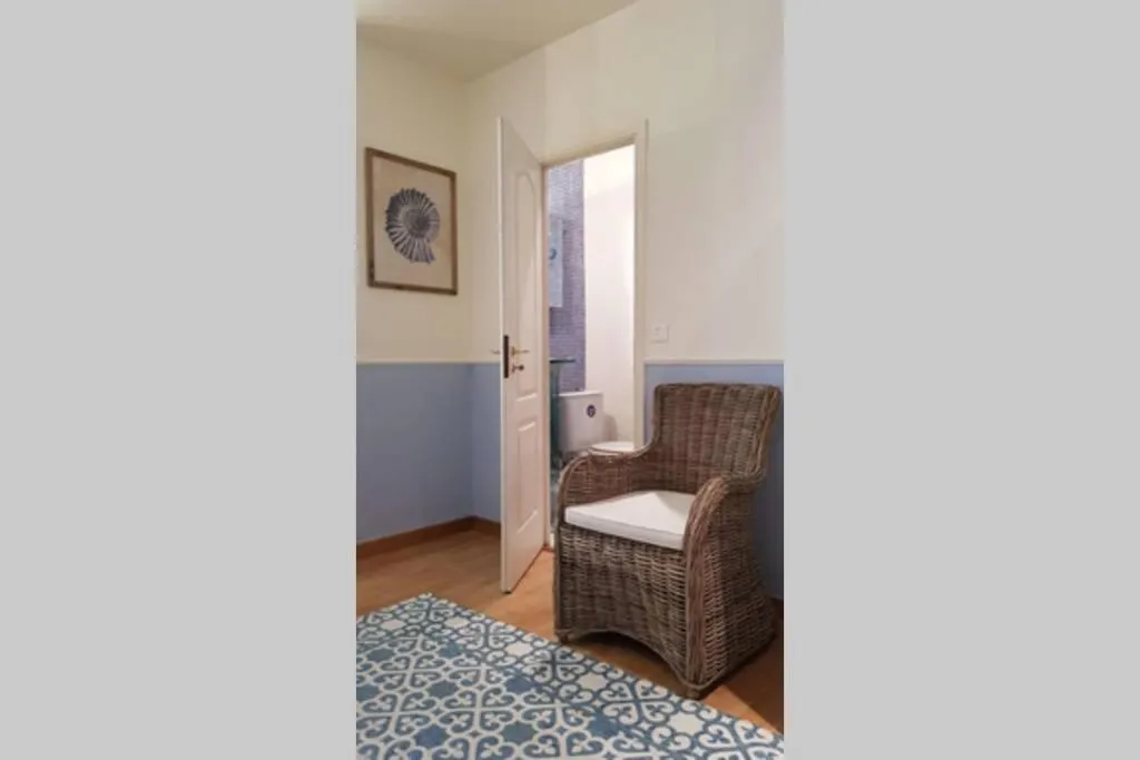 Image 2 of C069-Magnifique appartement au coeur du suquet