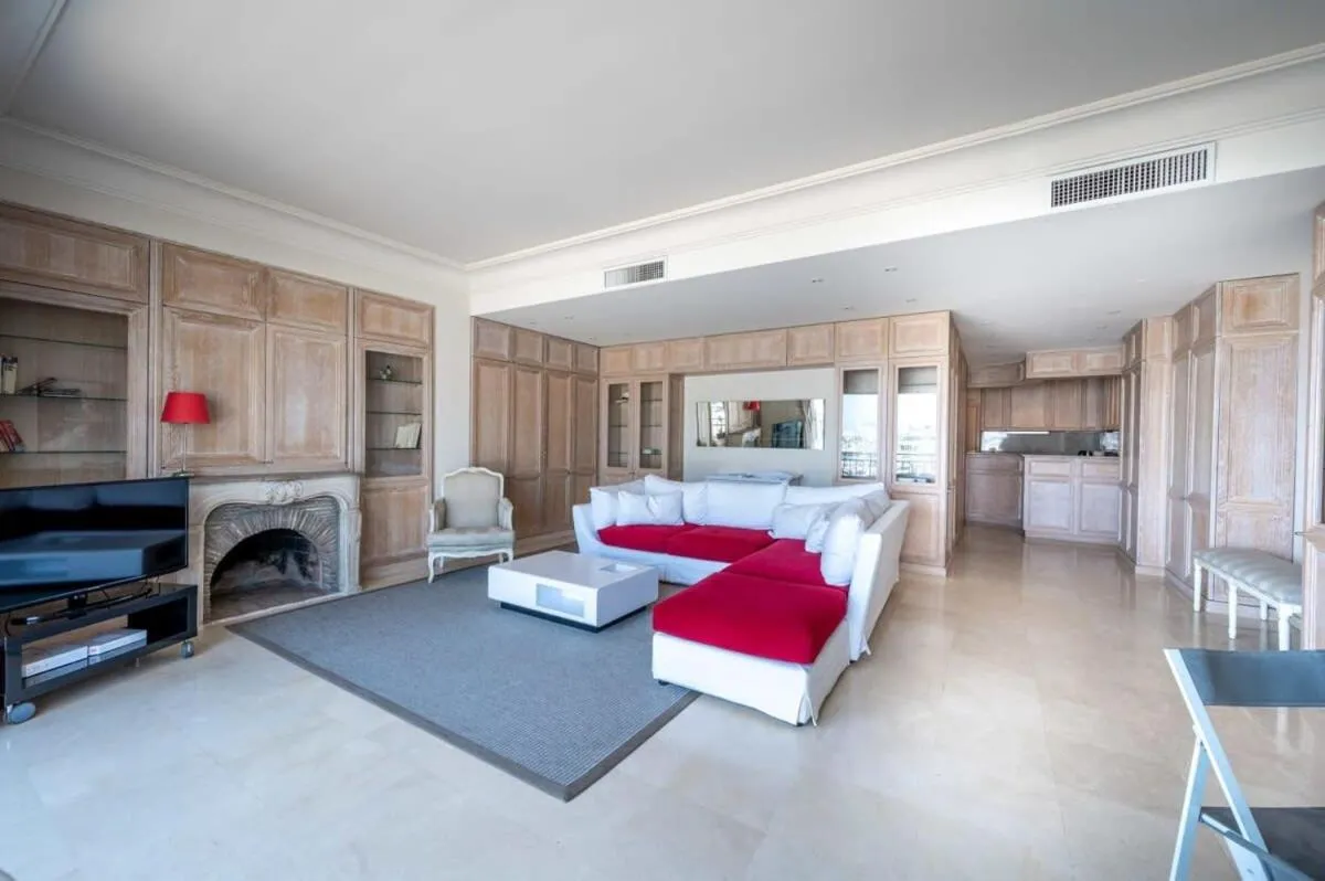 Image 3 of C096-Apt overlooking the Old Port the view is magical