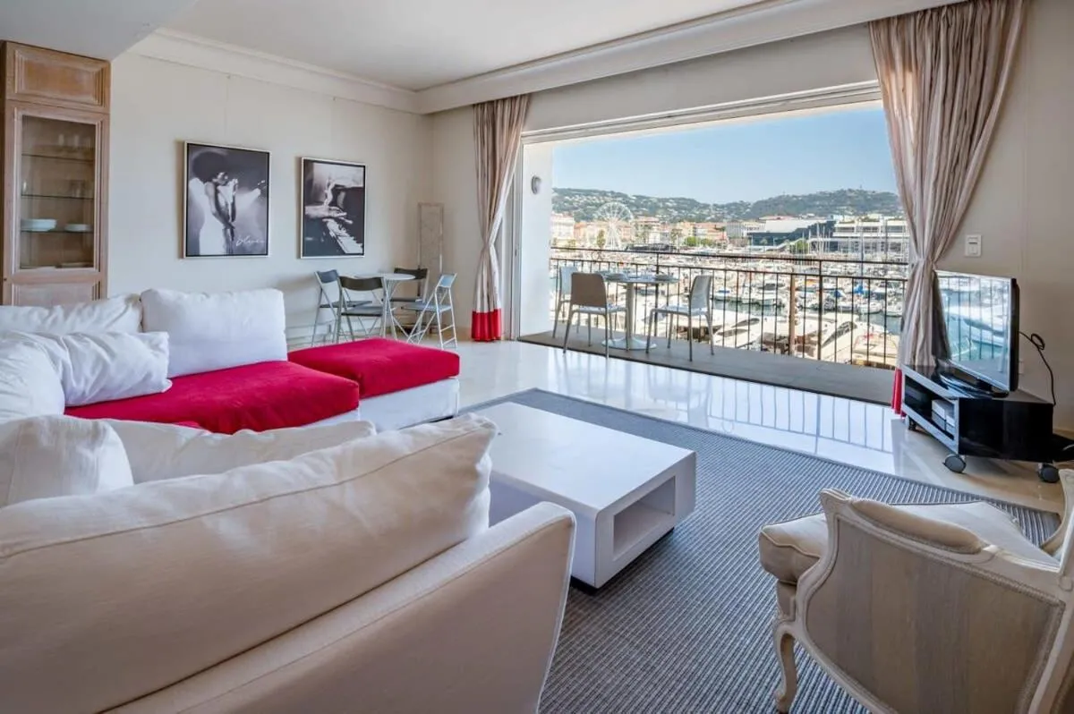 Image 4 of C096-Apt overlooking the Old Port the view is magical