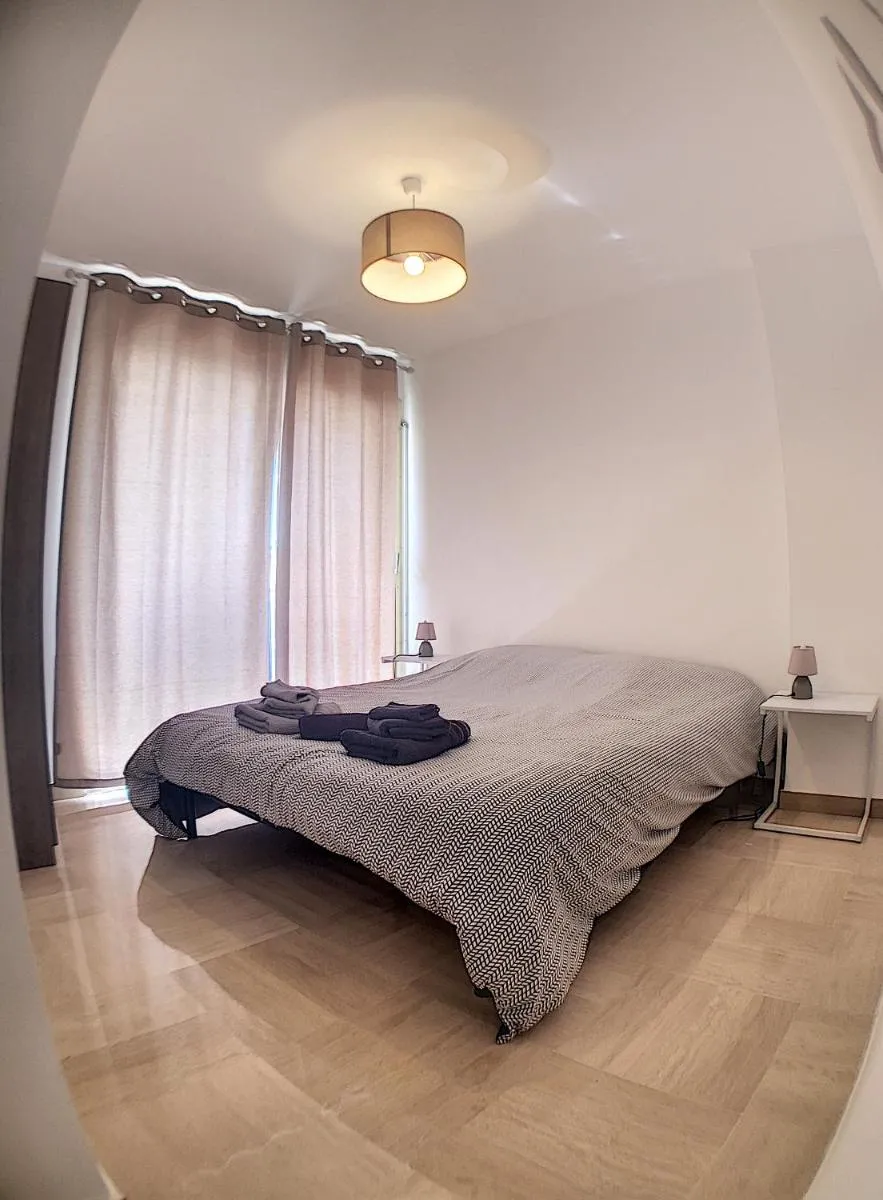 Image 6 of CANNES SERGENT GAZAN