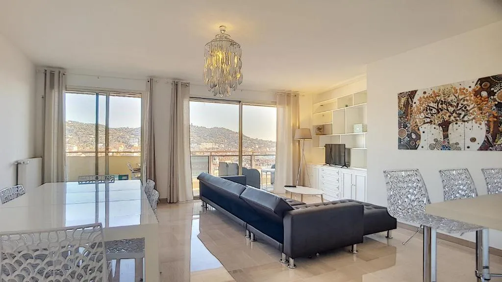 Image of CANNES SERGENT GAZAN