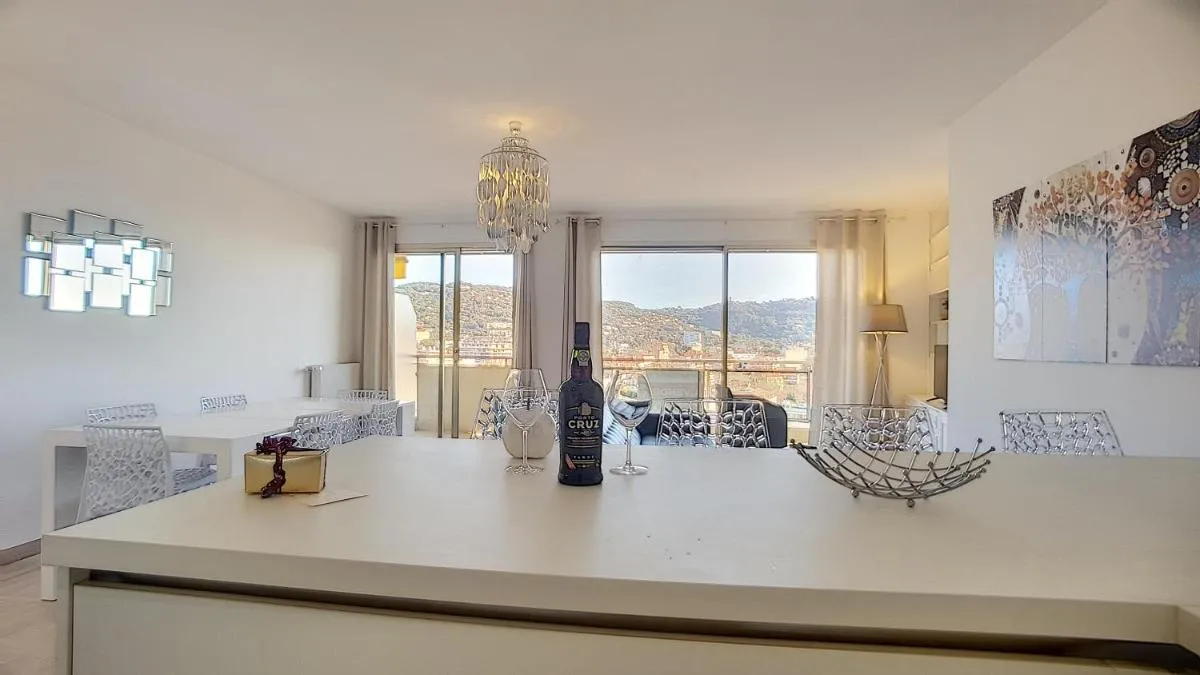 Image 3 of CANNES SERGENT GAZAN