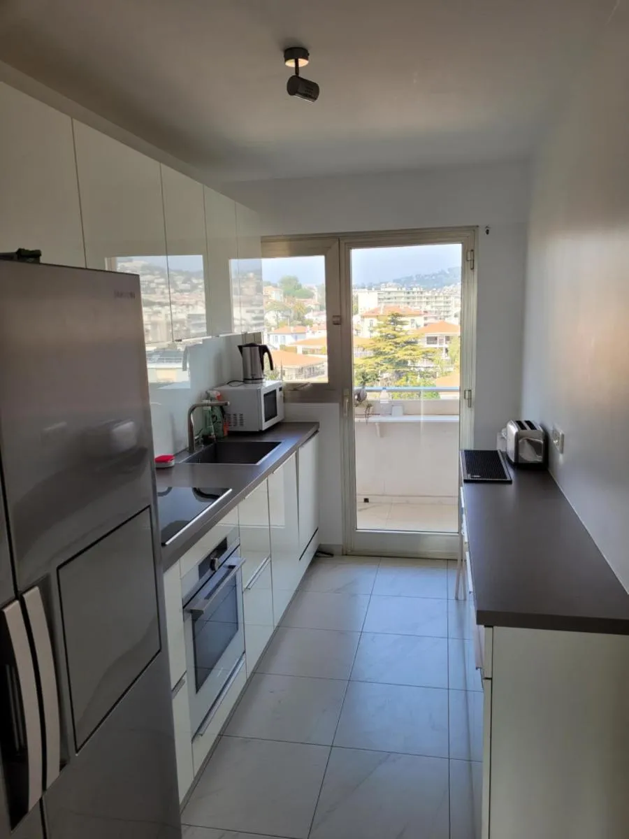 Image 1 of CANNES Superbe appartement vue mer panoramique