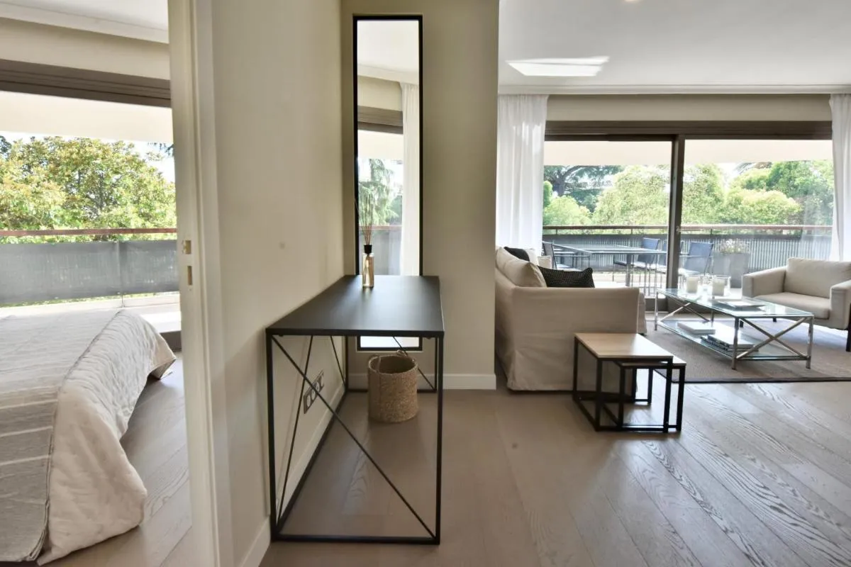 Image 5 of CANNES – 2-BR flat 15-min walk to the beaches