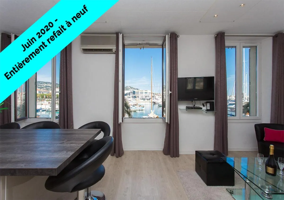 Image 4 of COTE PORT