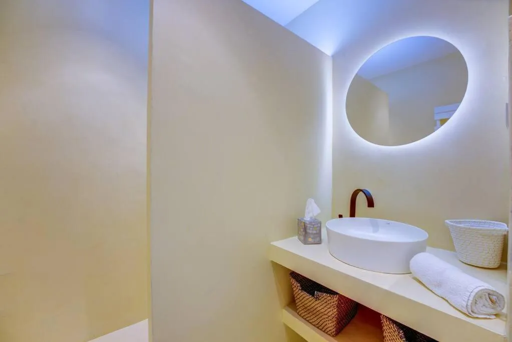 Image 2 of Cannes Californie Beautiful Apt with Sea View