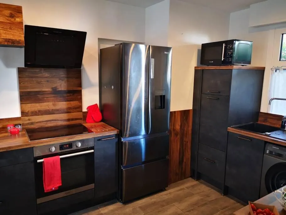 Image 3 of Cannes Cosy Oasis