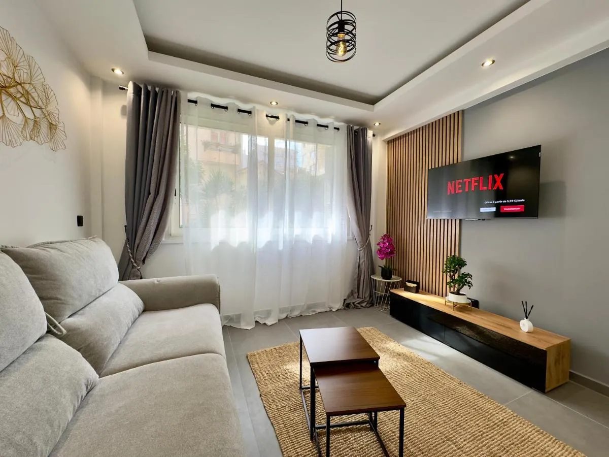 Image 1 of Cannes Évasion by SCLS Locations