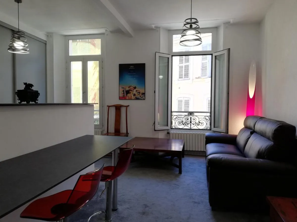 Image 2 of Cannes, Le Suquet