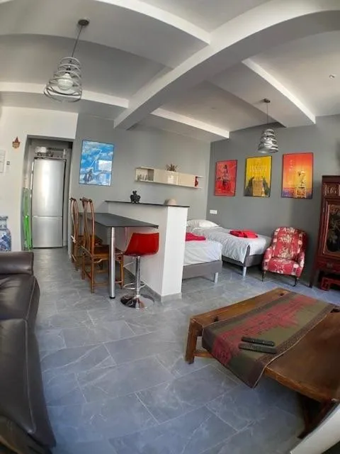 Image 4 of Cannes, Le Suquet