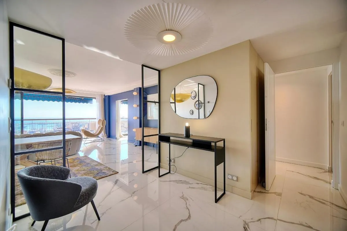 Image 3 of Cannes Luxury Rental – Magnificent Apartment With Sea View
