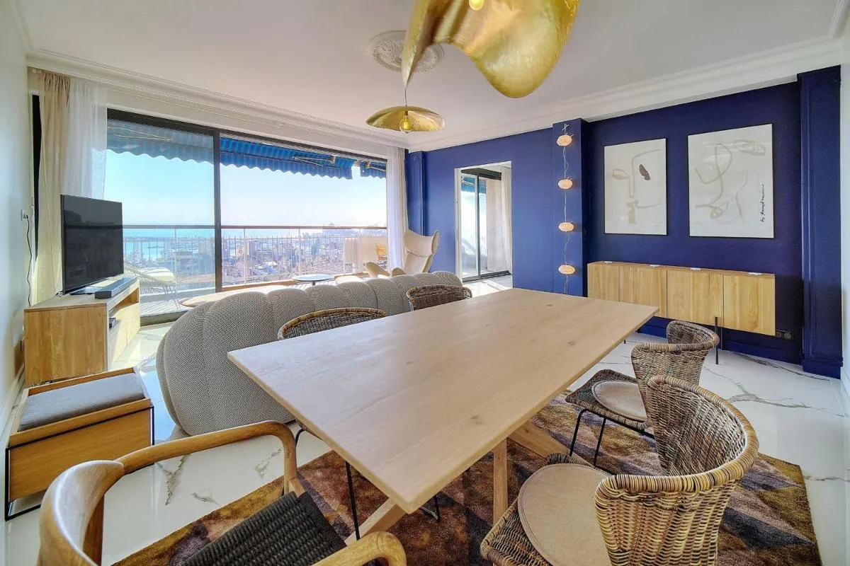Image 4 of Cannes Luxury Rental – Magnificent Apartment With Sea View