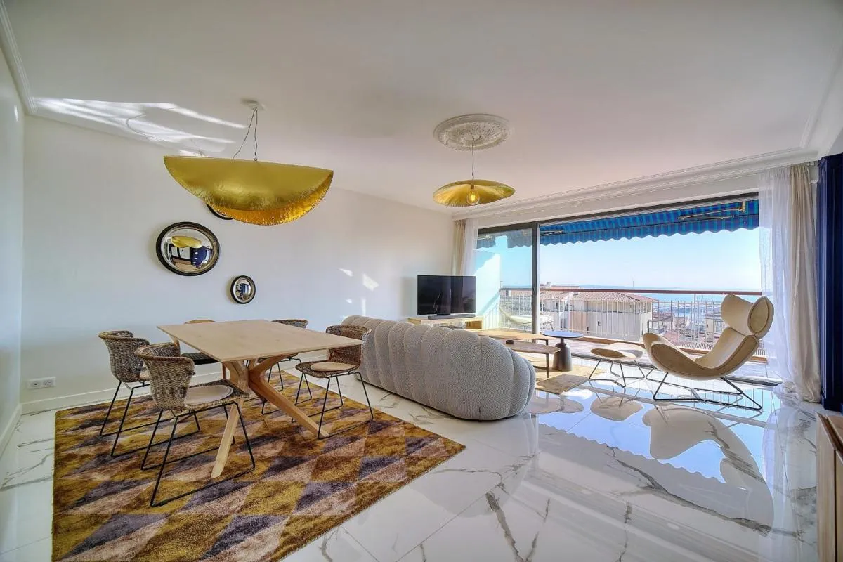 Image 1 of Cannes Luxury Rental – Magnificent Apartment With Sea View