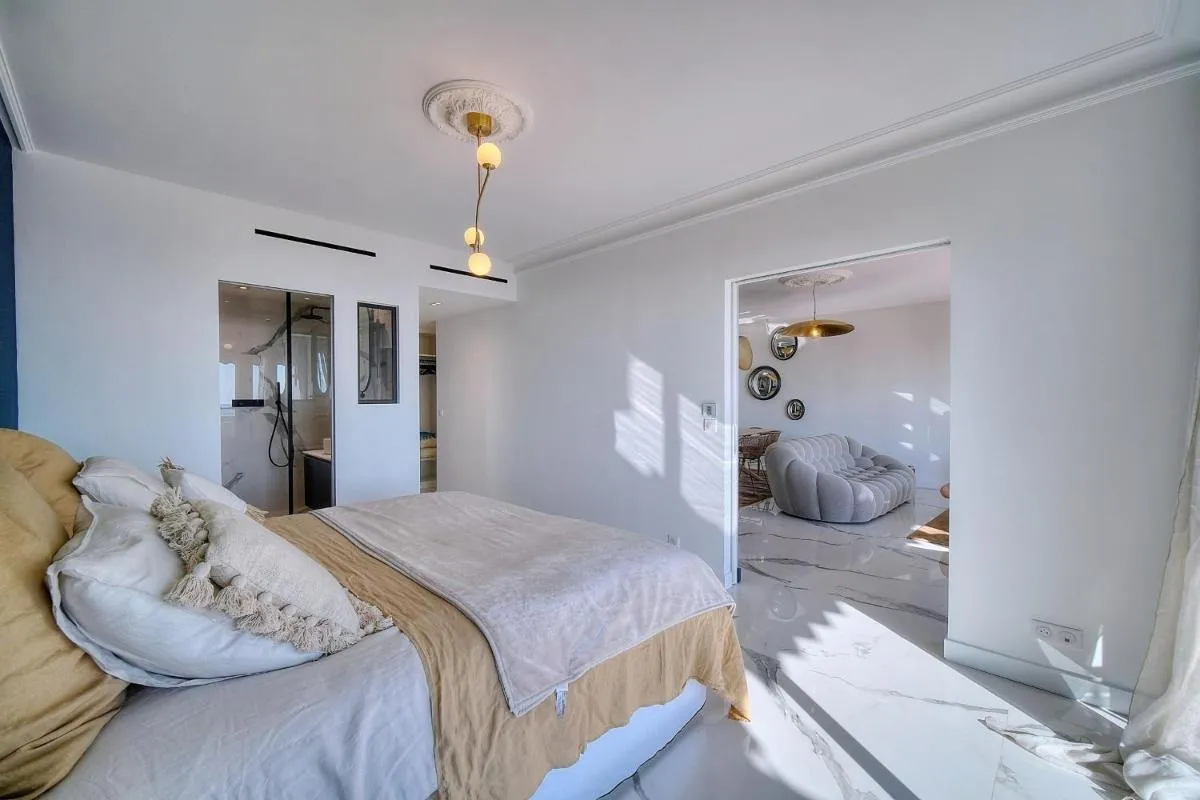 Image 6 of Cannes Luxury Rental – Magnificent Apartment With Sea View