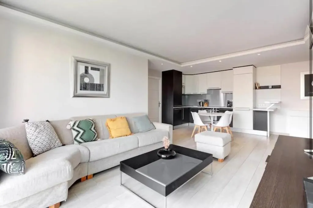 Image of Cannes Palm Beach – 2 chambres Vue mer