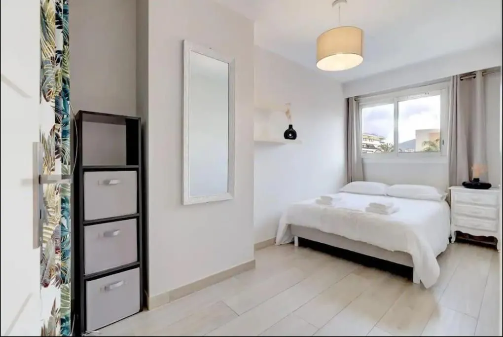 Image 6 of Cannes Palm Beach – 2 chambres Vue mer