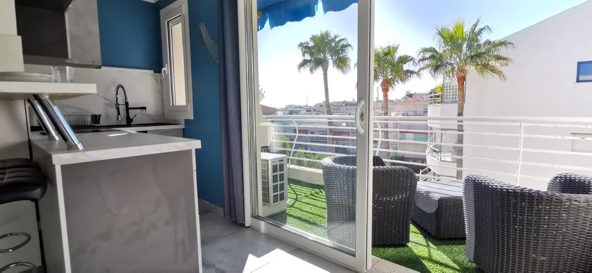 Image 3 of Cannes Pointe Croisette studio plage 2 min à Pieds