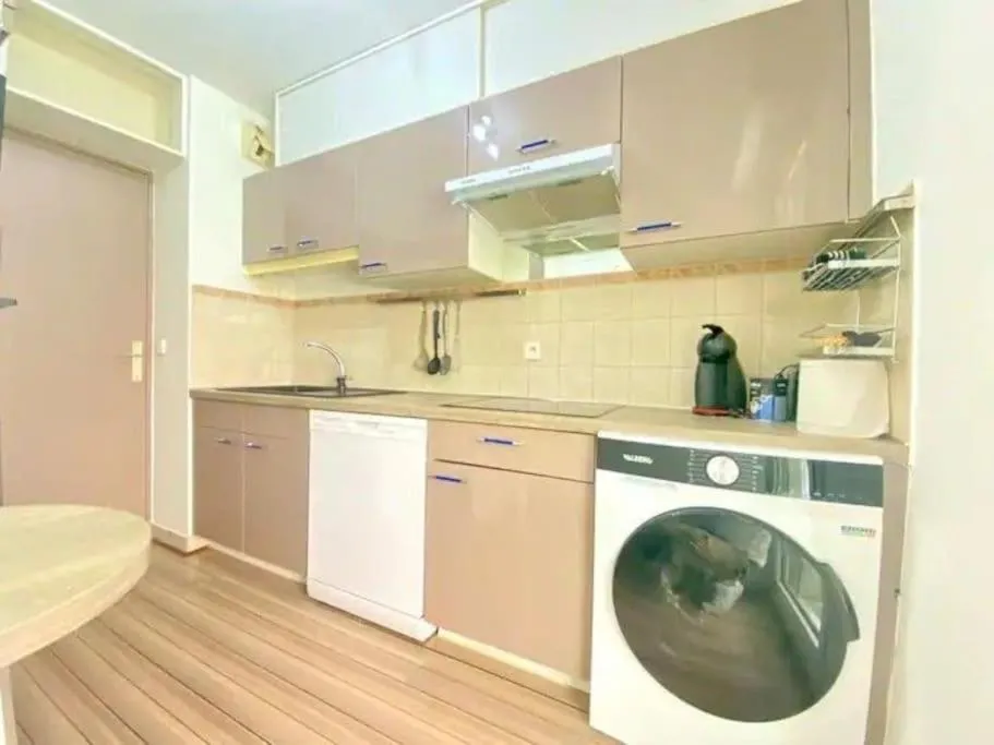 Image 5 of Cannes Résidence Passy avec Piscine