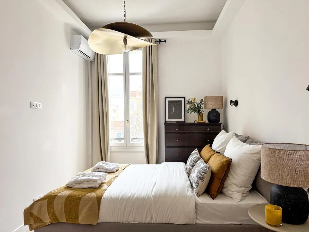 Image 5 of Cannes centre – 10mn Palais, Croisette, Plage – CY