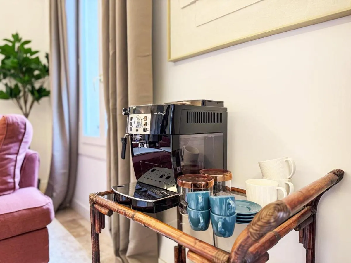 Image 4 of Cannes centre – 10mn Palais, Croisette, Plage – CY