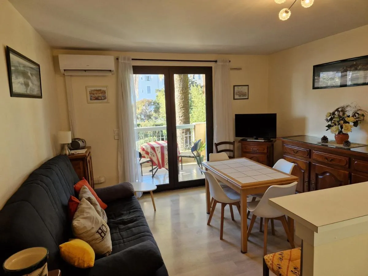 Image 4 of Cannes près Croisette beau 2 pièces 3 étoiles