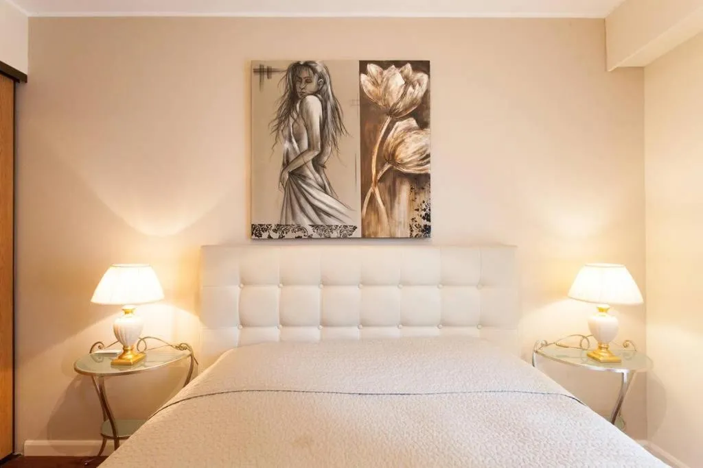 Image 6 of Carlton Riviera Apartment