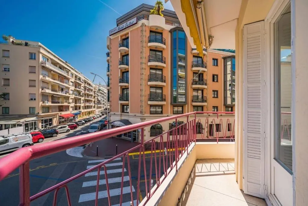 Image 5 of Centre ville Croisette