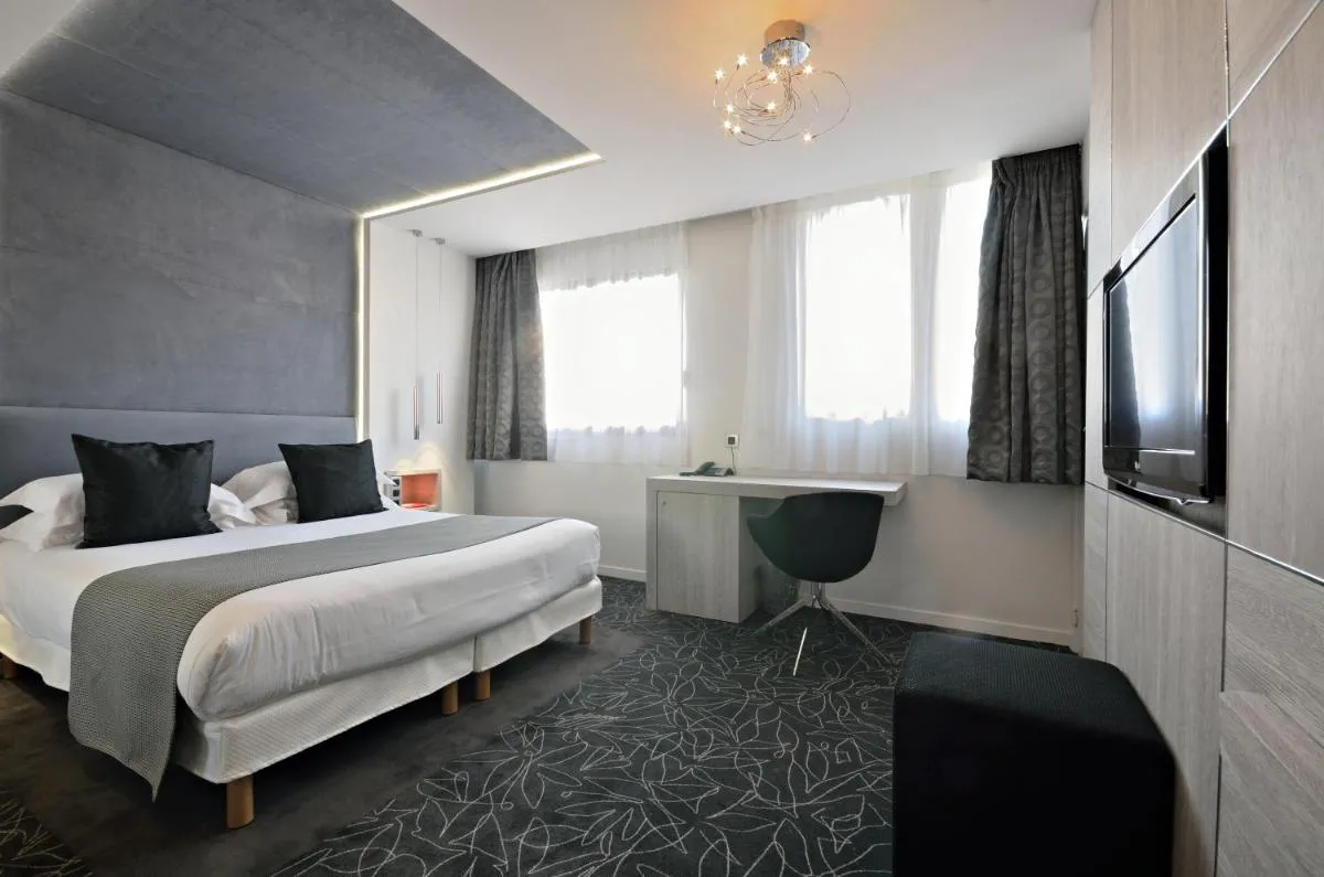 Image 3 of Cézanne Hôtel