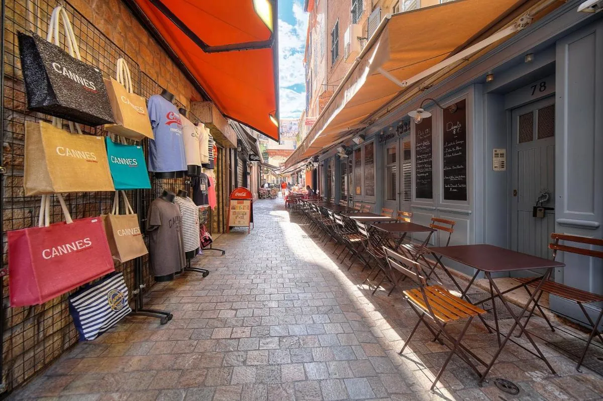 Image 5 of Charmant 3 pieces centre ville A2B243